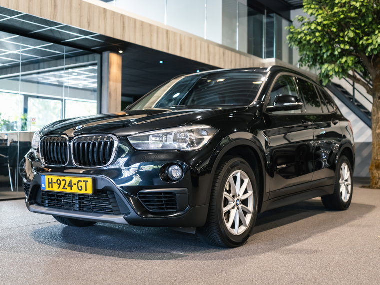 BMW X1 foto 1