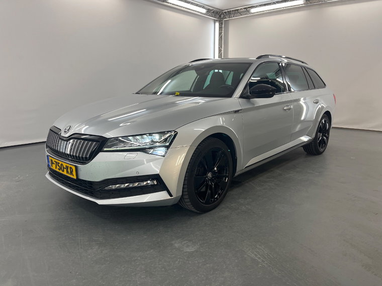 Škoda Superb foto 1