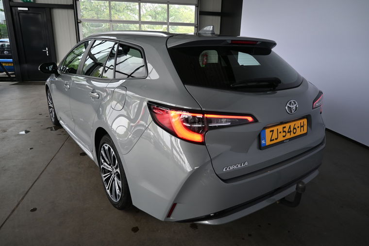 Toyota Corolla Touring Sports