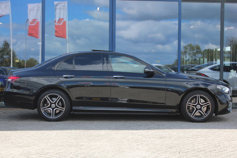 Mercedes-Benz E-Klasse foto 1