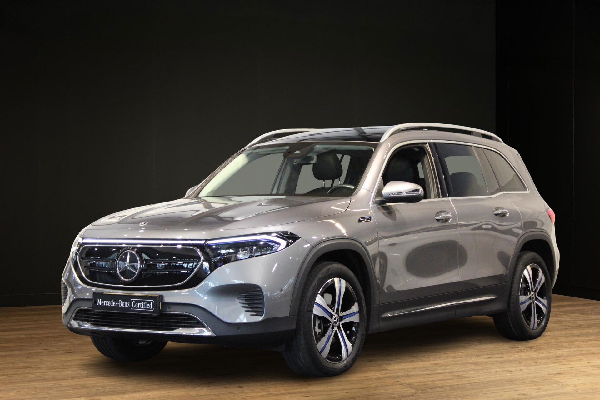 Foto van Mercedes-Benz EQB