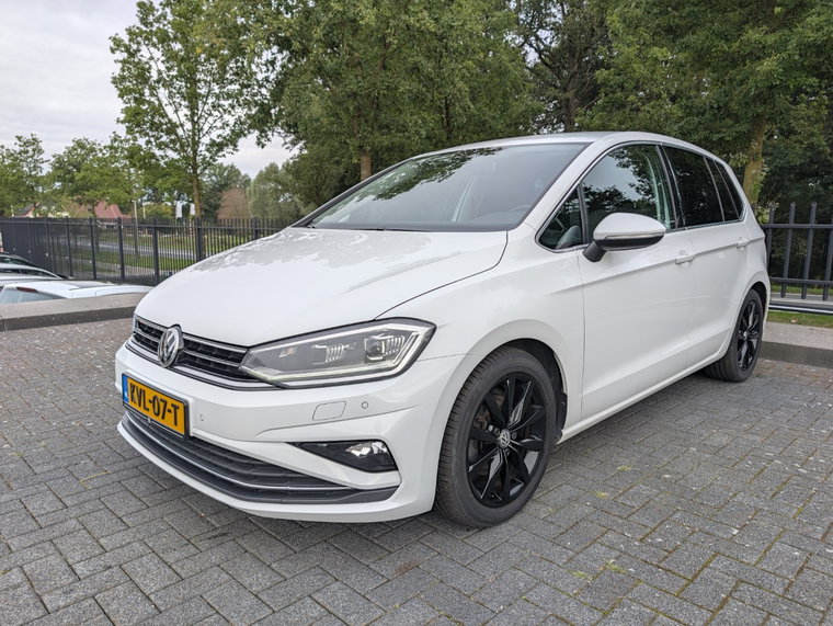 Foto van Volkswagen Golf Sportsvan