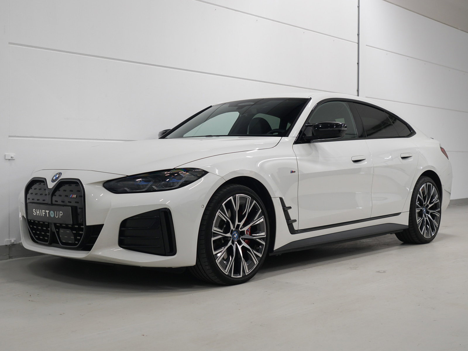 Foto van BMW i4