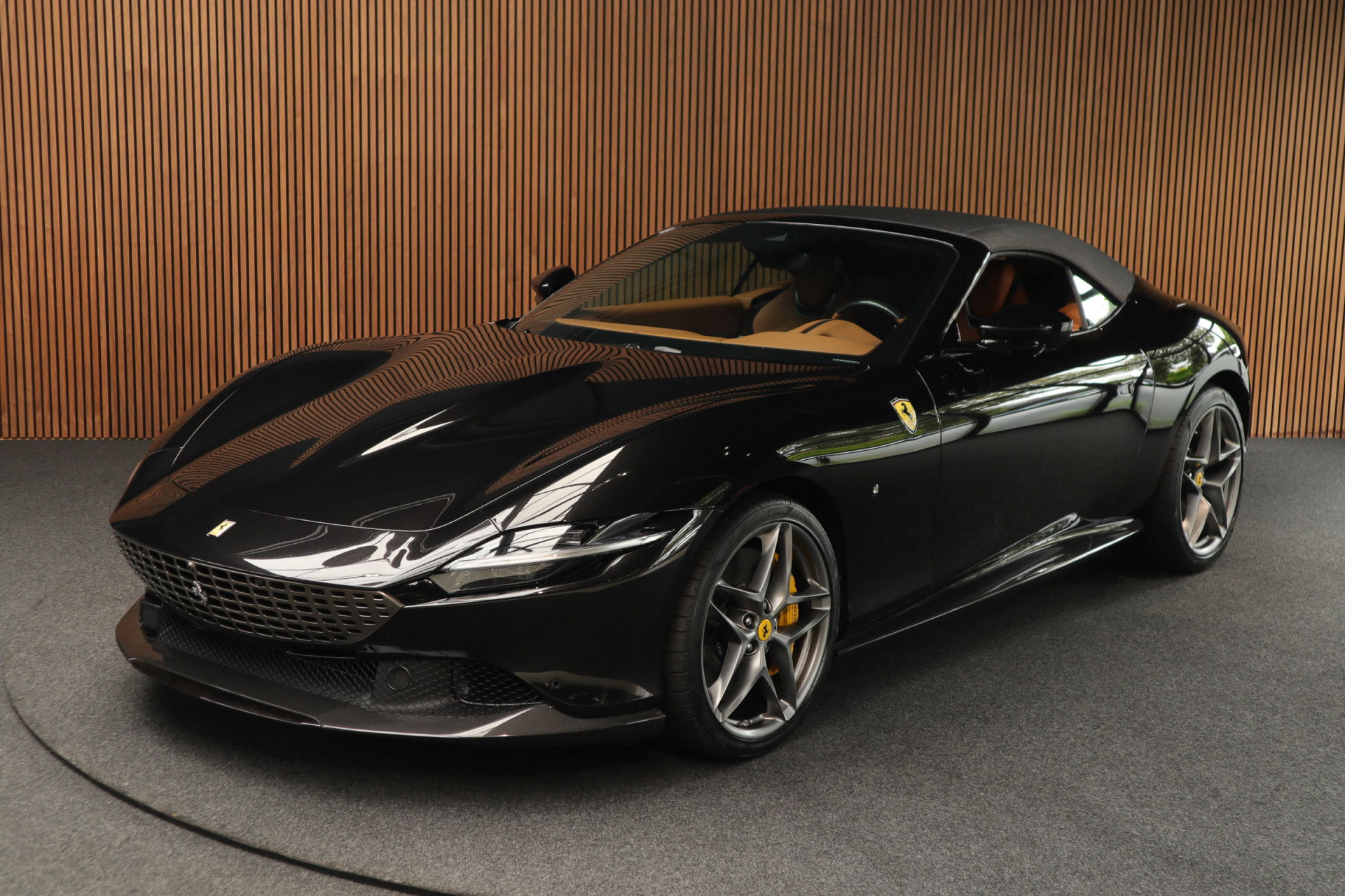 Foto van Ferrari Roma Spider