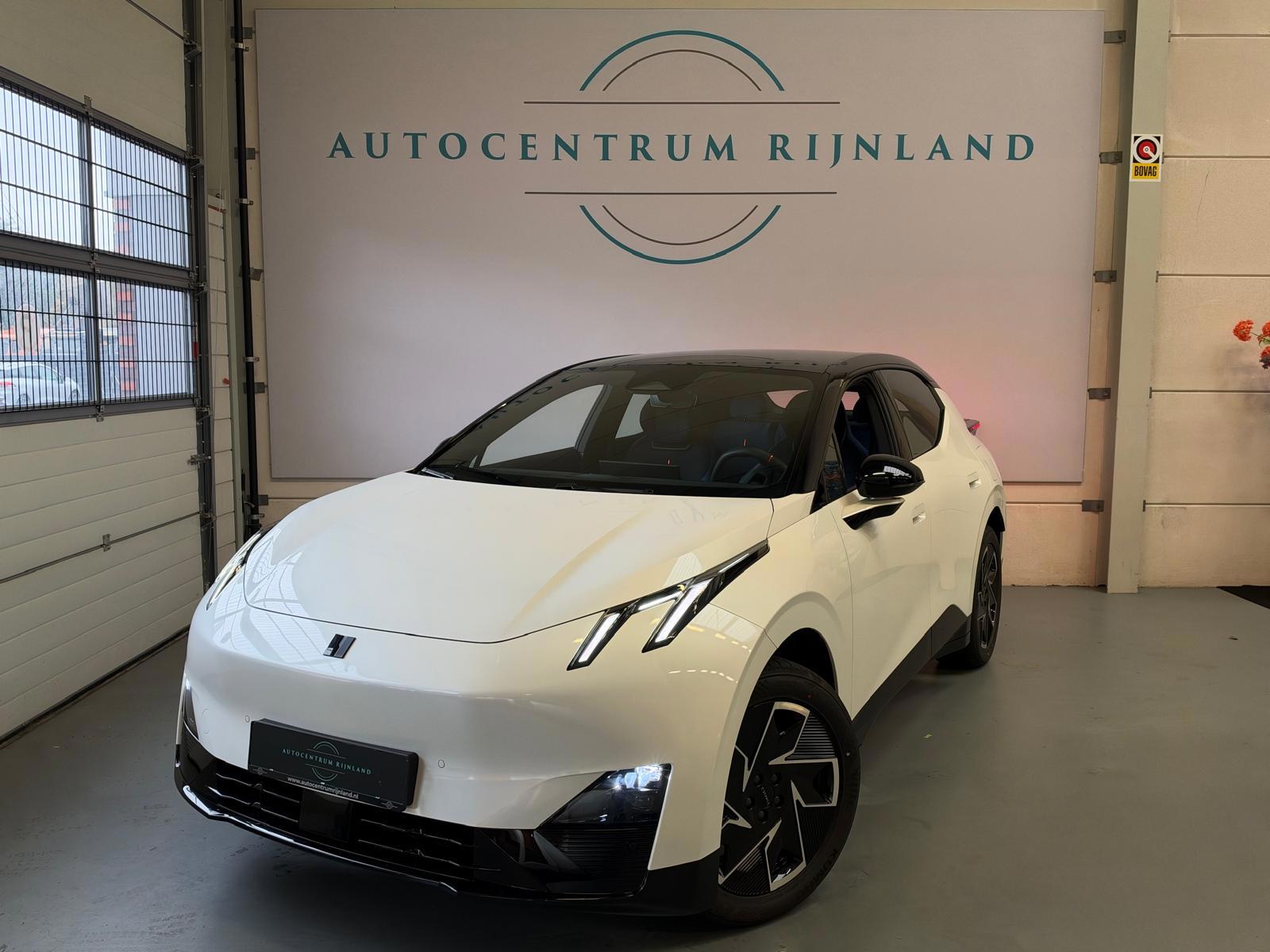 Foto van Lynk & Co 02