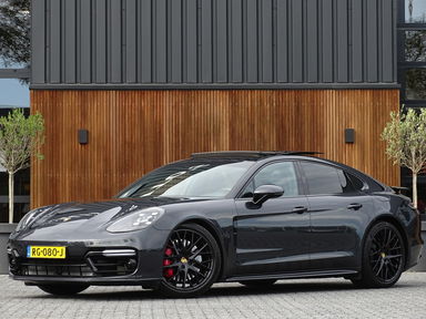 Foto van Porsche Panamera