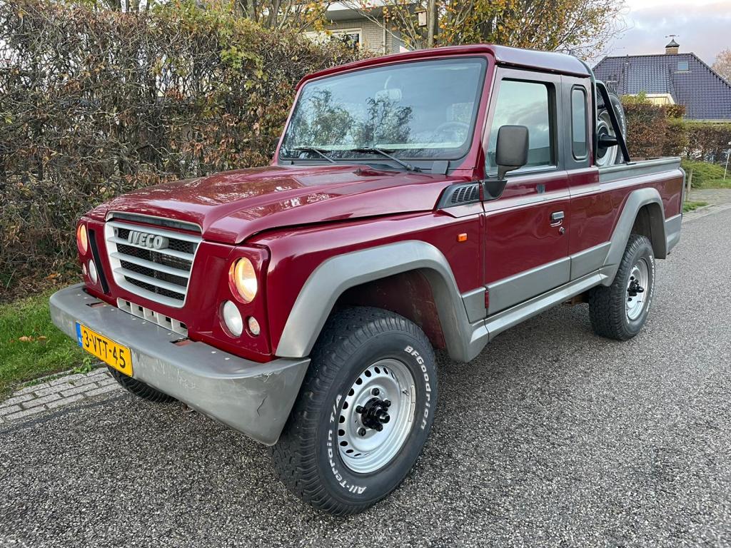 Foto van Iveco 25S15 Santana Massif  Pick up 4X4
