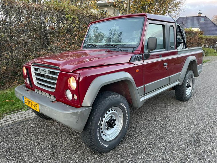 Foto van Iveco 25S15 Santana Massif  Pick up 4X4