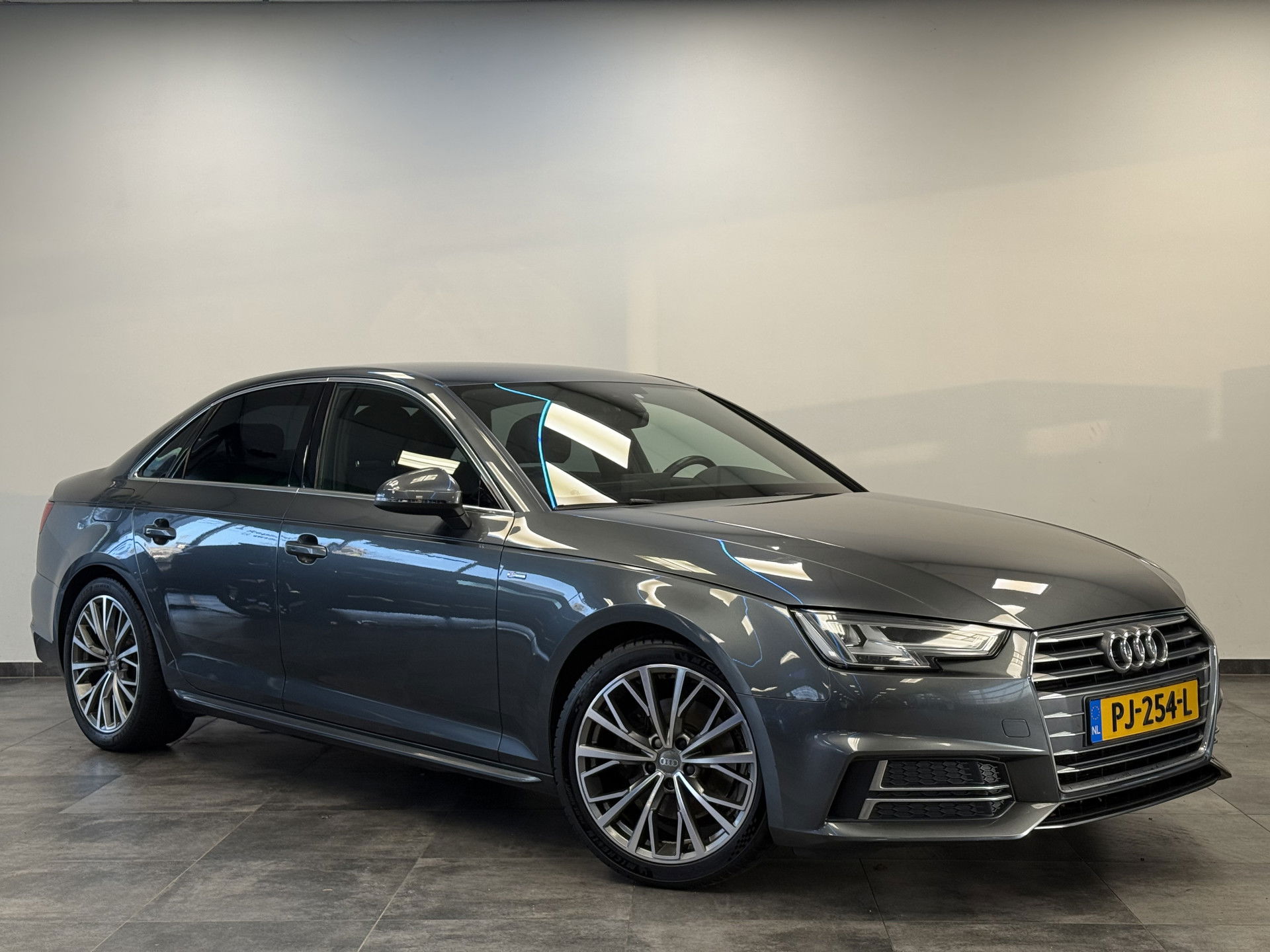 Foto van Audi A4