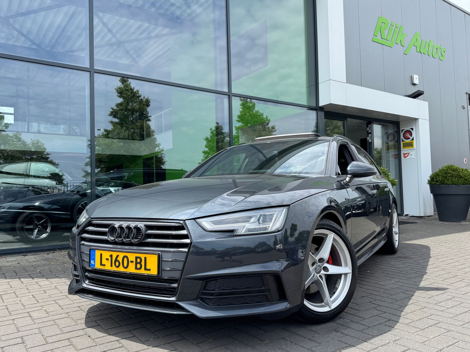 Foto van Audi A4