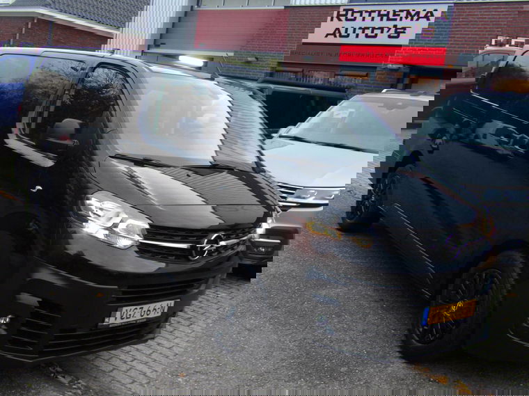 Foto van Opel Vivaro bestel