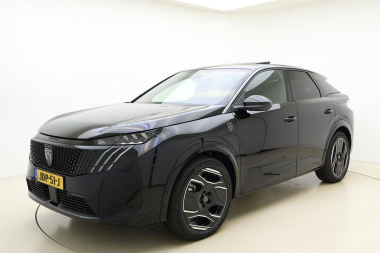 Foto van Peugeot E-3008