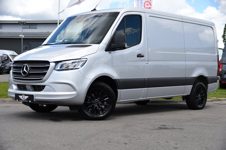 Mercedes-Benz Sprinter foto 1