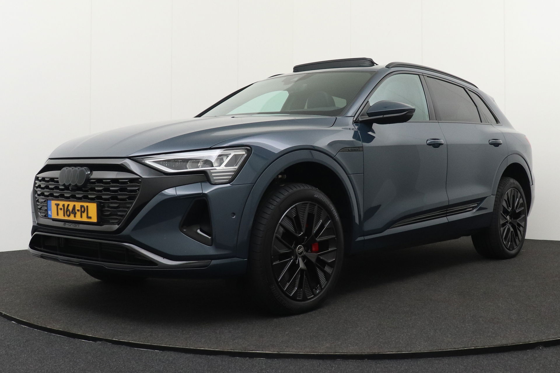 Foto van Audi Q8 e-tron