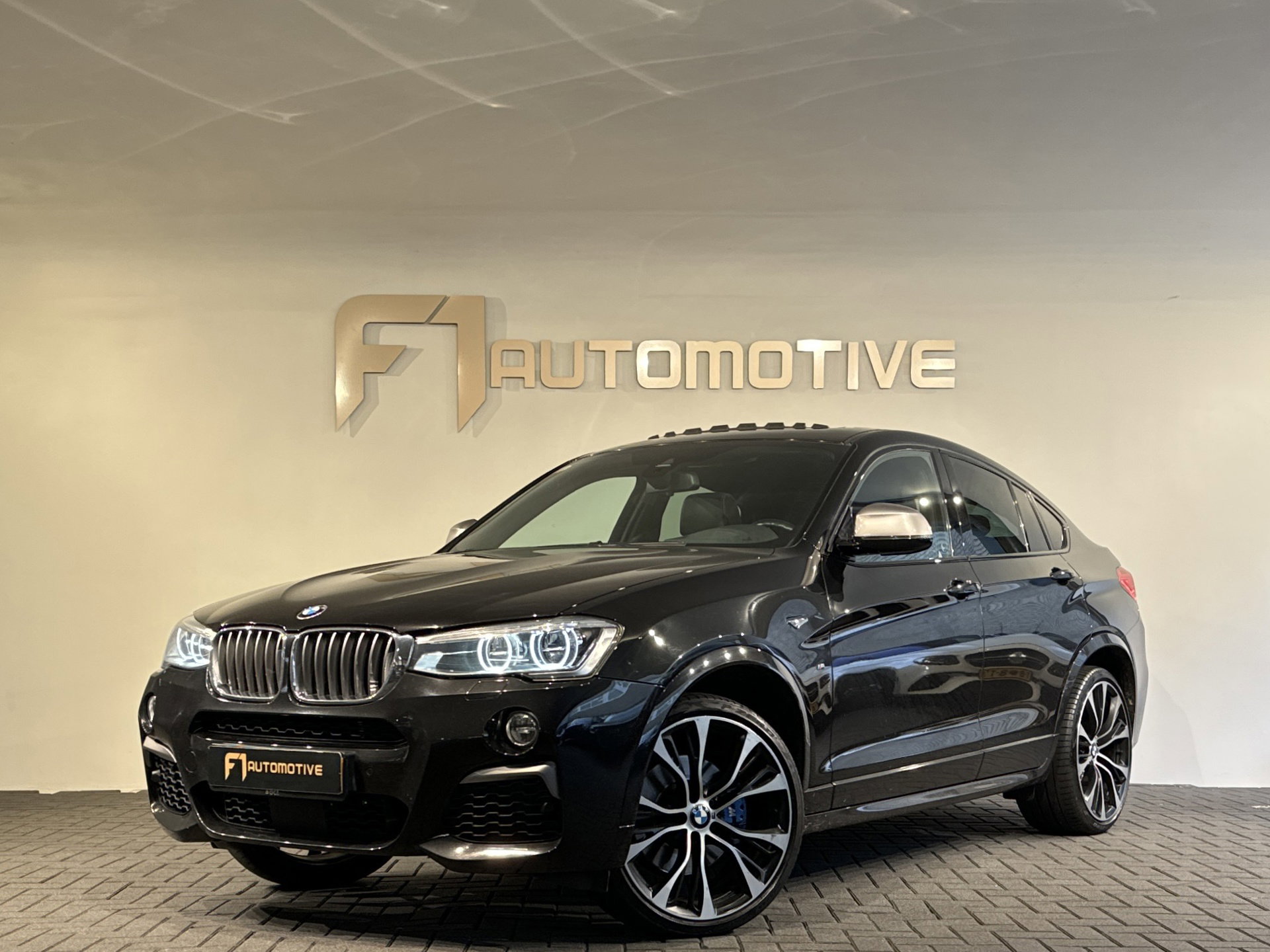 Foto van BMW X4