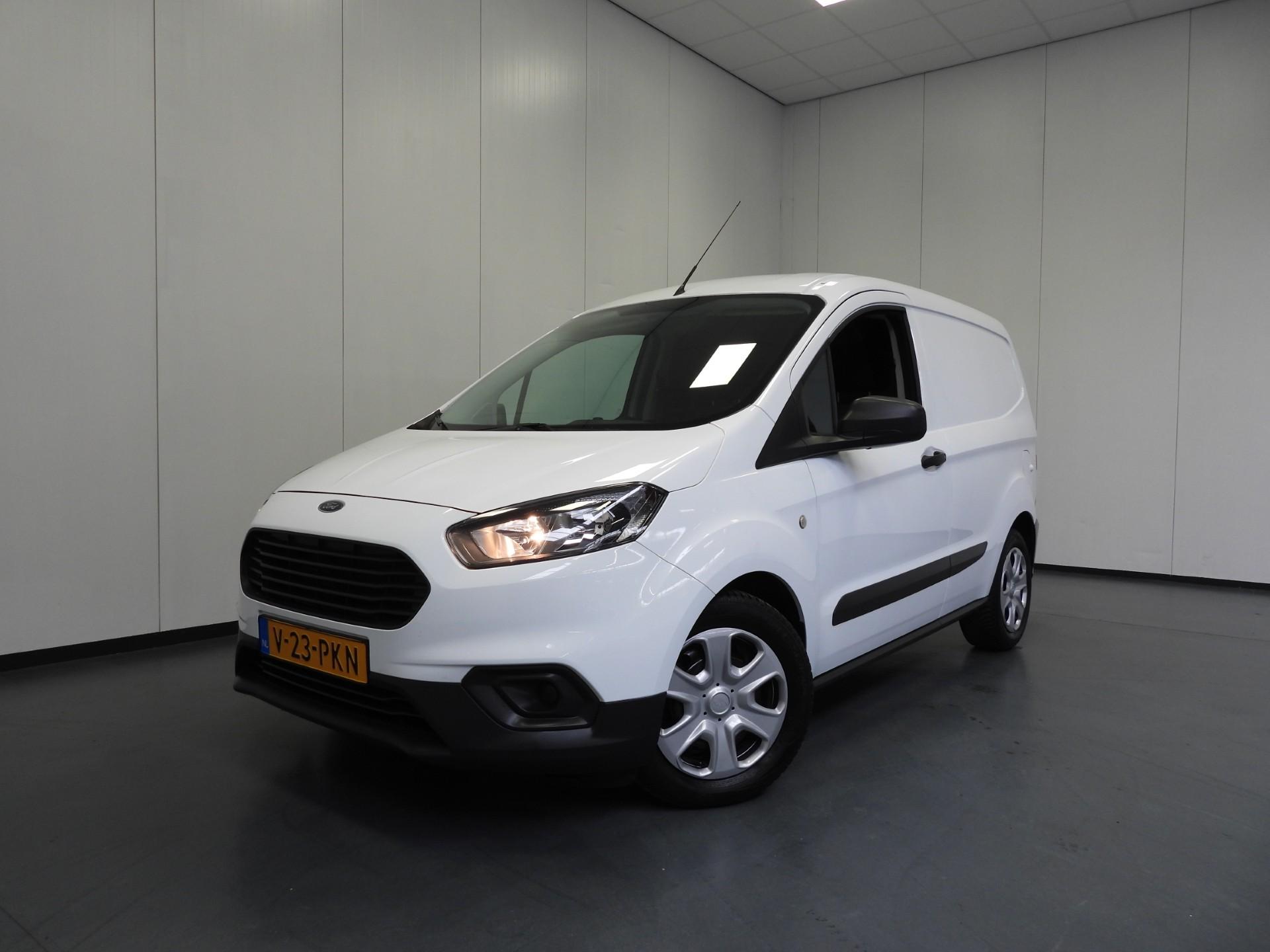 Foto van Ford Transit Courier