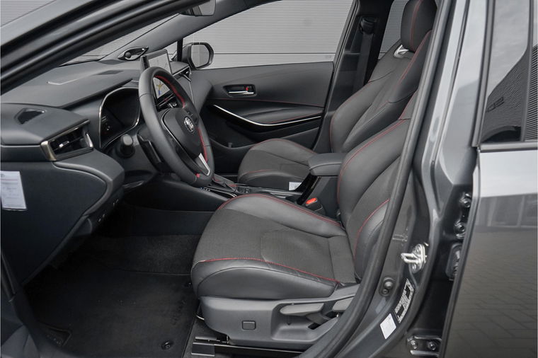 Toyota Corolla Touring Sports