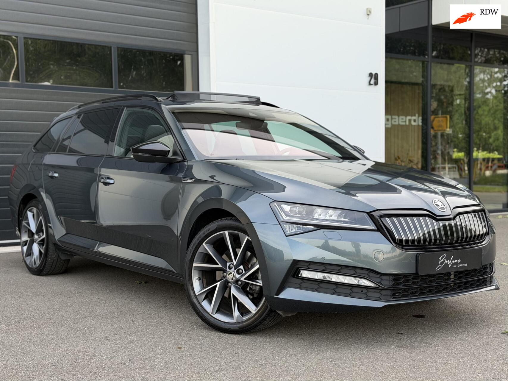 Foto van Škoda Superb