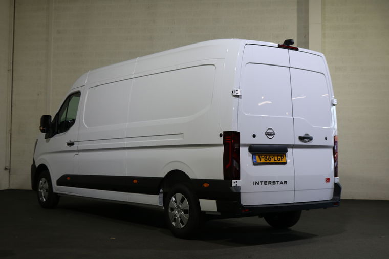Nissan Interstar