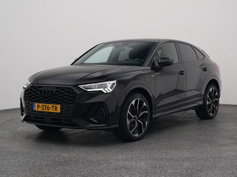 Audi Q3 foto 1