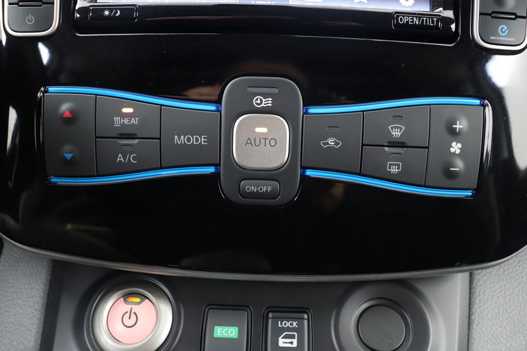 Nissan E-NV200