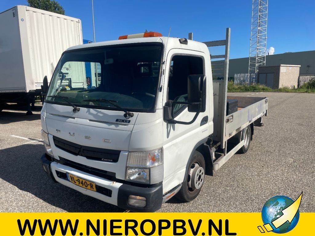 Foto van Mitsubishi Canter
