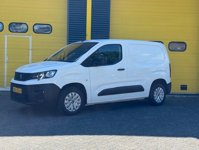 Foto van Peugeot Partner