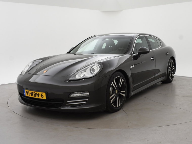 Porsche Panamera foto 1