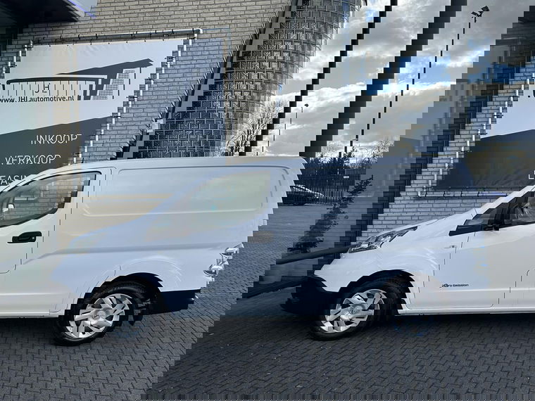 Nissan E-NV200