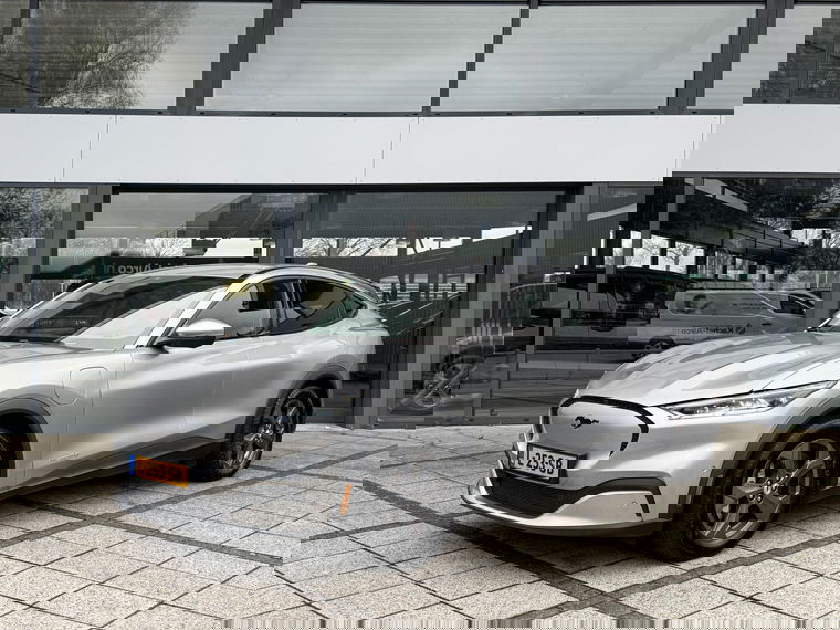 Foto van Ford Mustang Mach-E