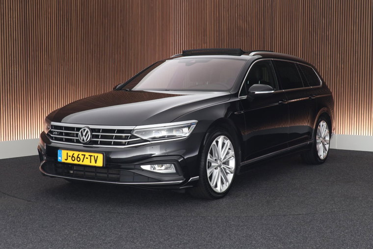Volkswagen Passat foto 1