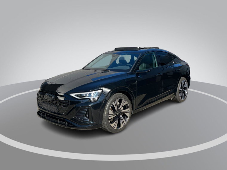 Foto van Audi Q8 Sportback e-tron