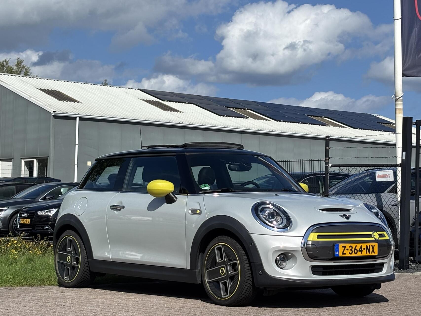 Foto van MINI Electric