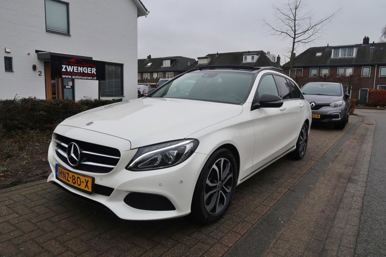Foto van Mercedes-Benz C-Klasse