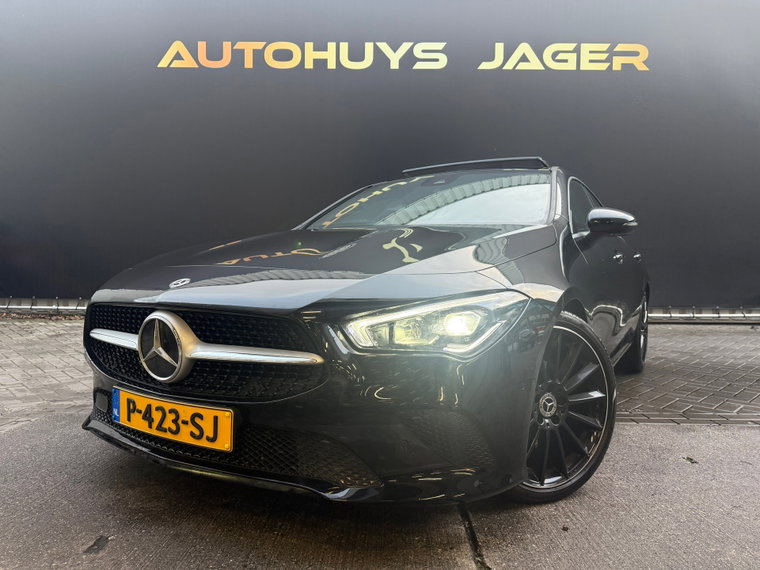 Mercedes-Benz CLA foto 1