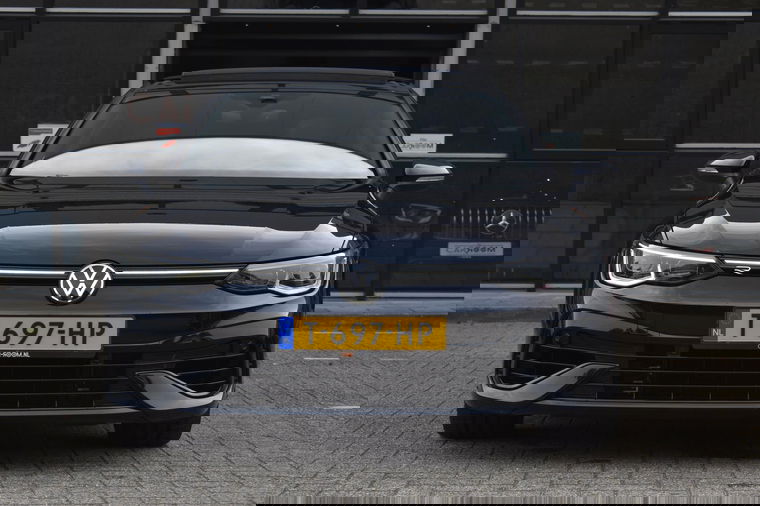 Volkswagen Golf 8