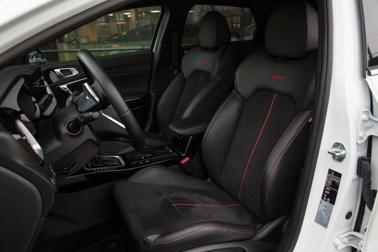Kia ProCeed