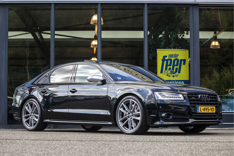 Foto van Audi S8