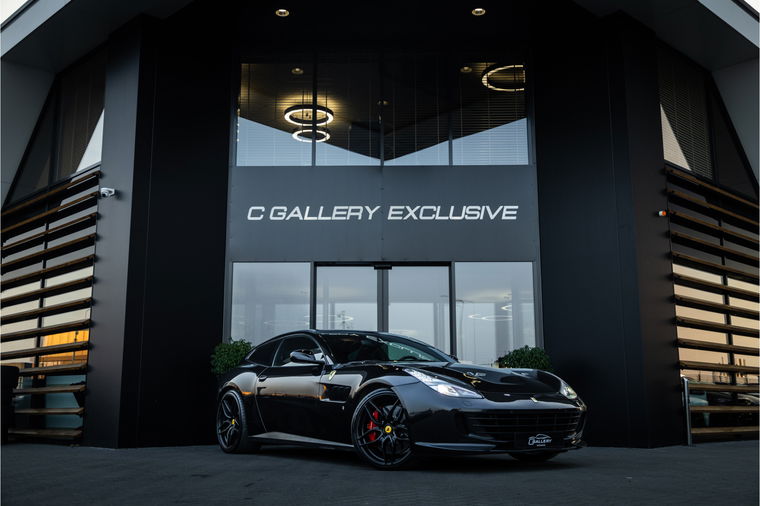 Foto van Ferrari GTC4Lusso
