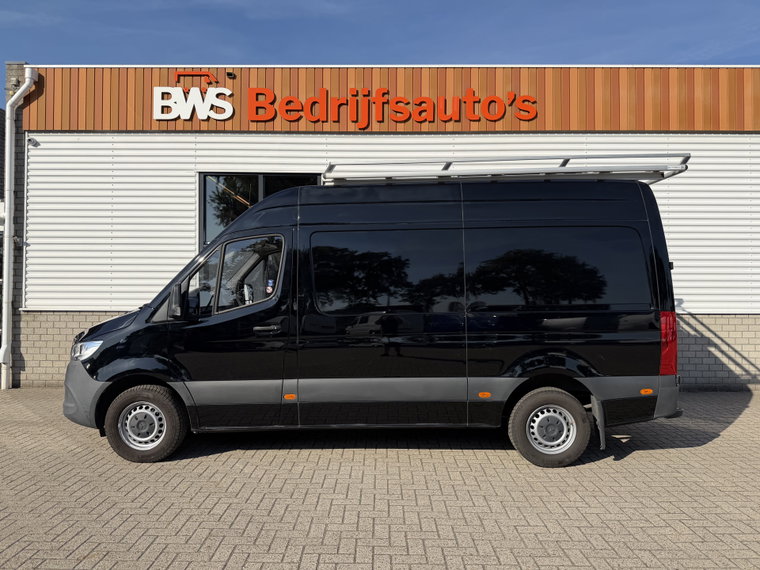 Mercedes-Benz Sprinter foto 1