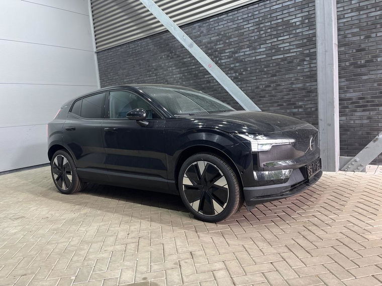 Volvo EX30
