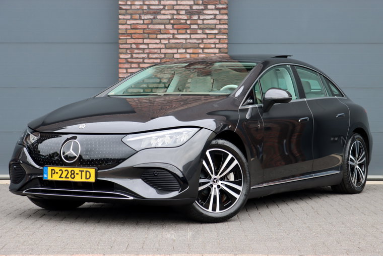Foto van Mercedes-Benz EQE