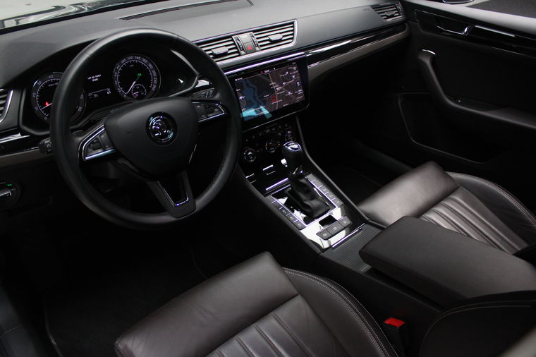 Škoda Superb