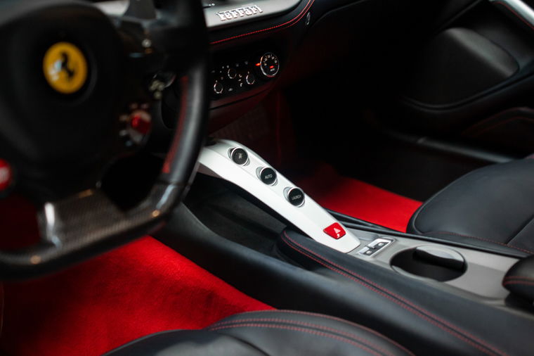 Ferrari F12