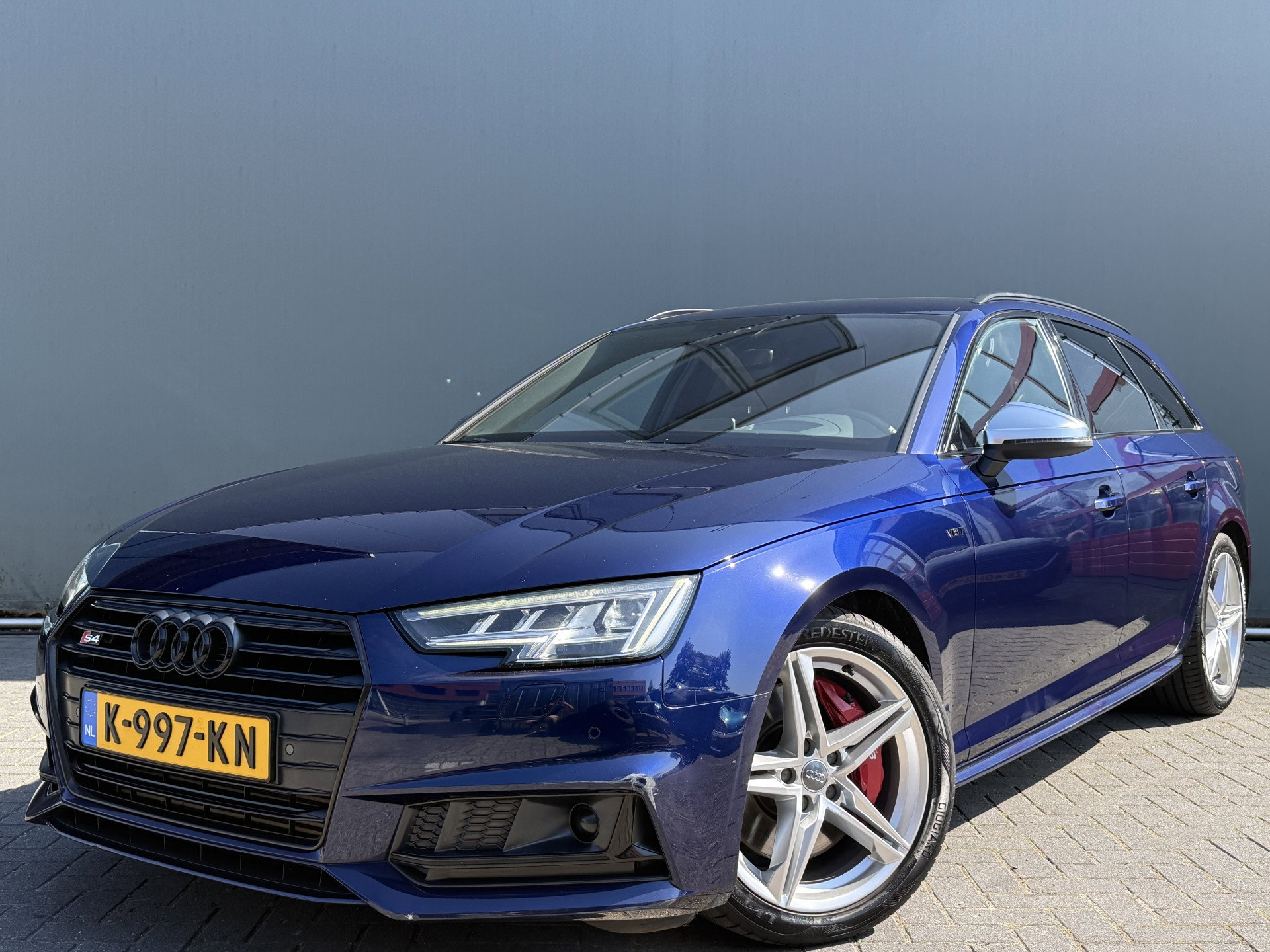Foto van Audi S4
