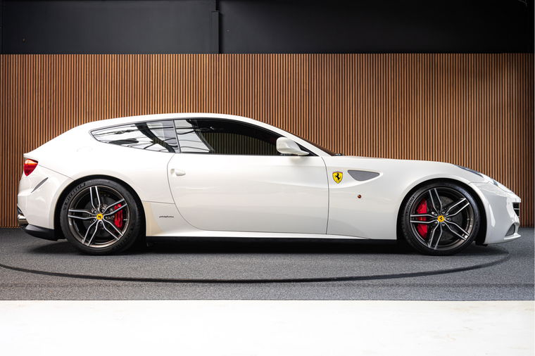 Ferrari FF