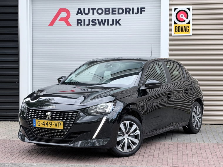 Peugeot 208 foto 1