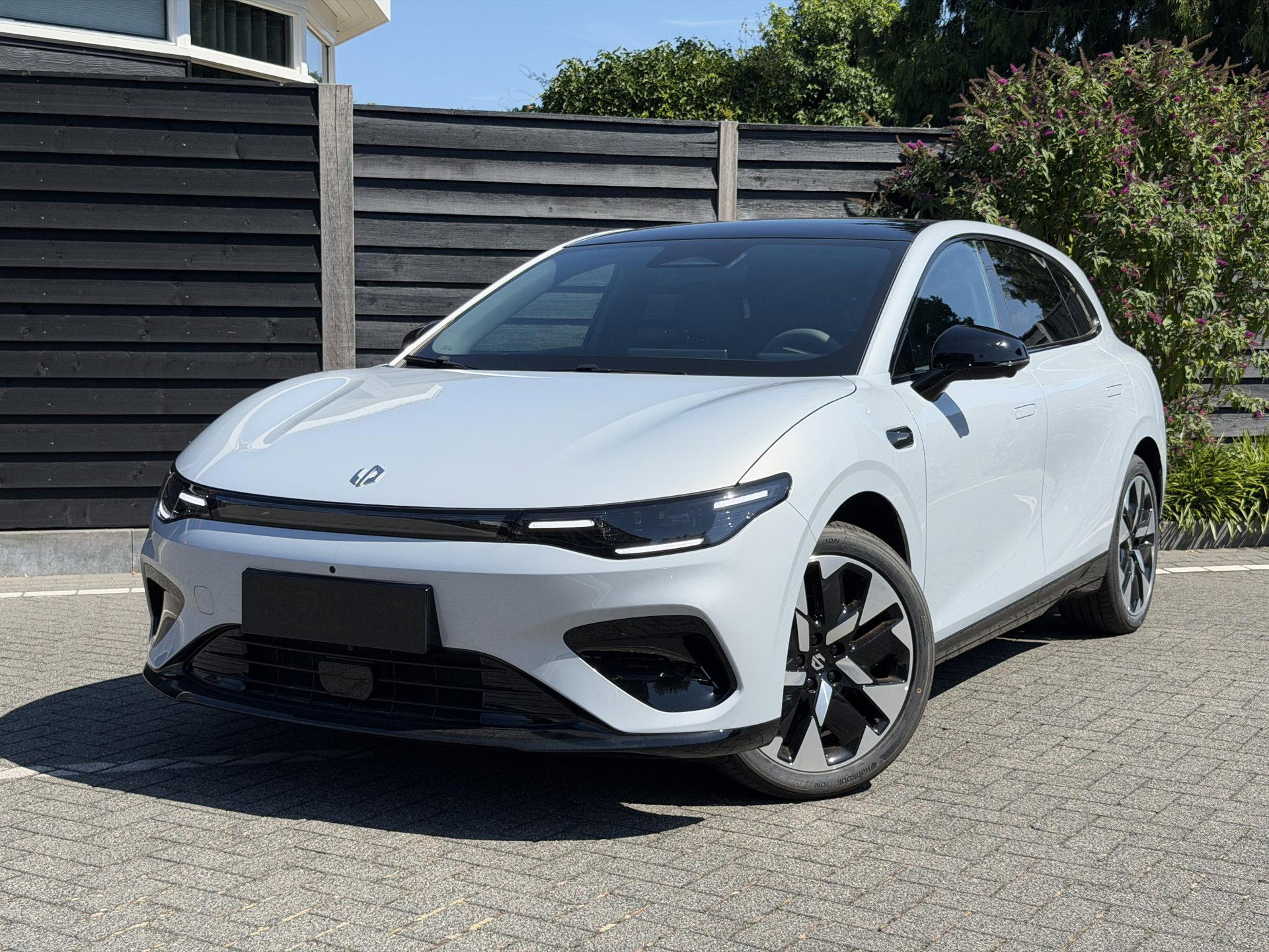 Foto van Leapmotor B05