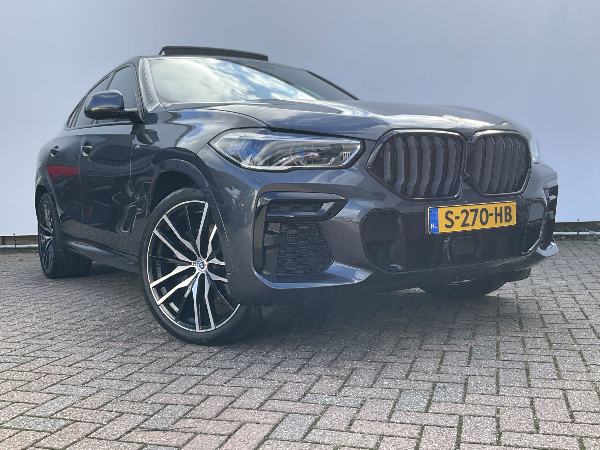 Foto van BMW X6
