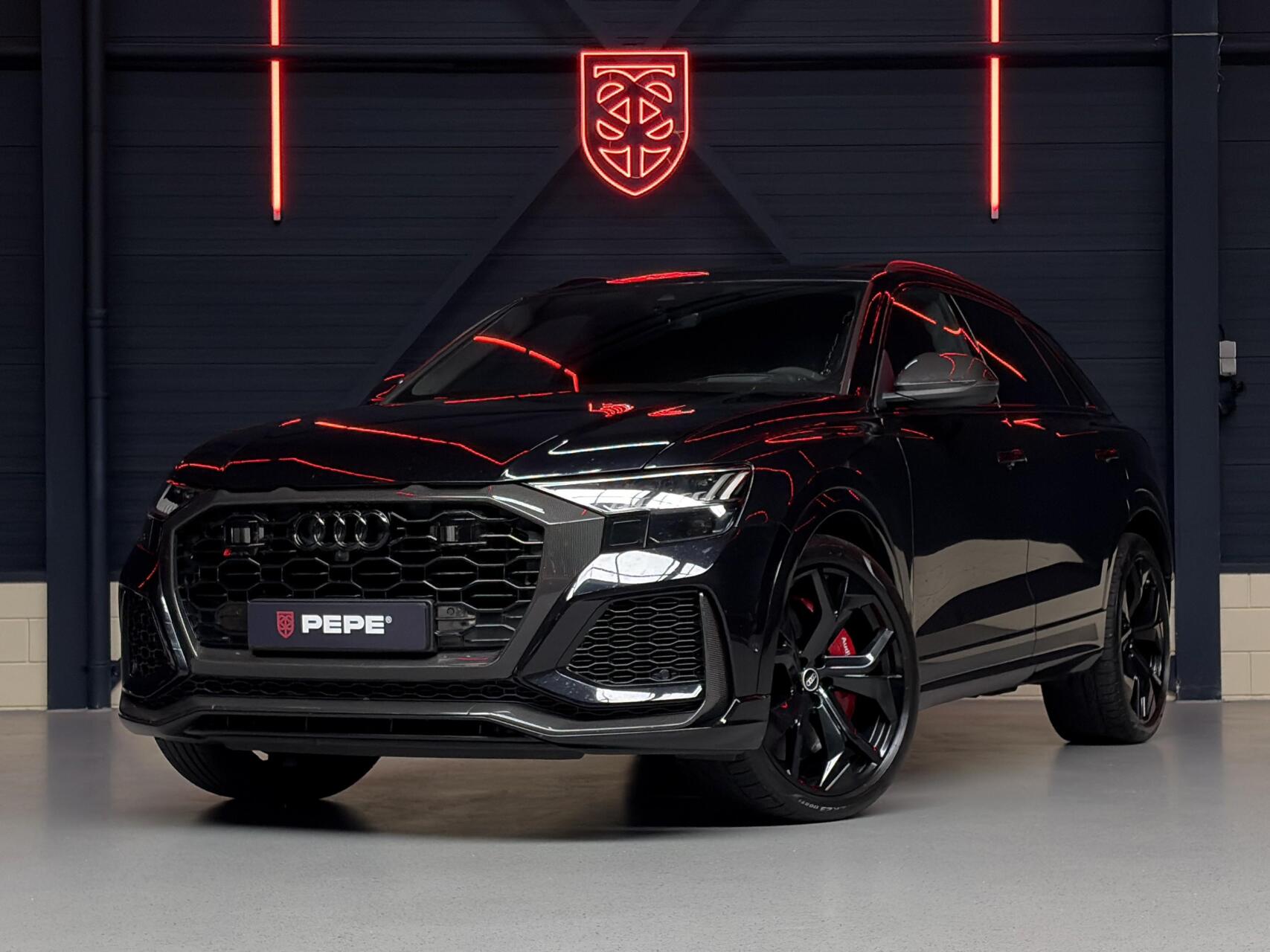 Foto van Audi RSQ8
